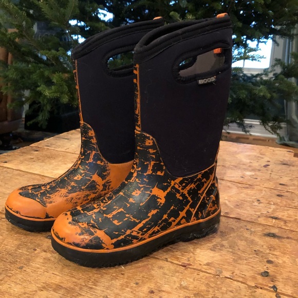 boys bogs boots